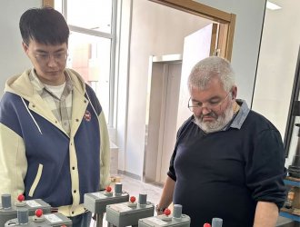 Drive  with the Wind Forward Seek A Win-Win Situation | Welcome GTIS Group to Visit Our Company